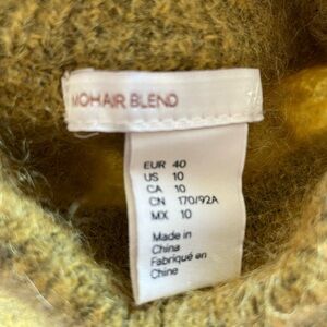 Chartreuse/black melange mohair blend mock neck sweater size 10.